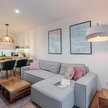 Horyzont - Westin House Sauna, Basen I Silownia Apartment